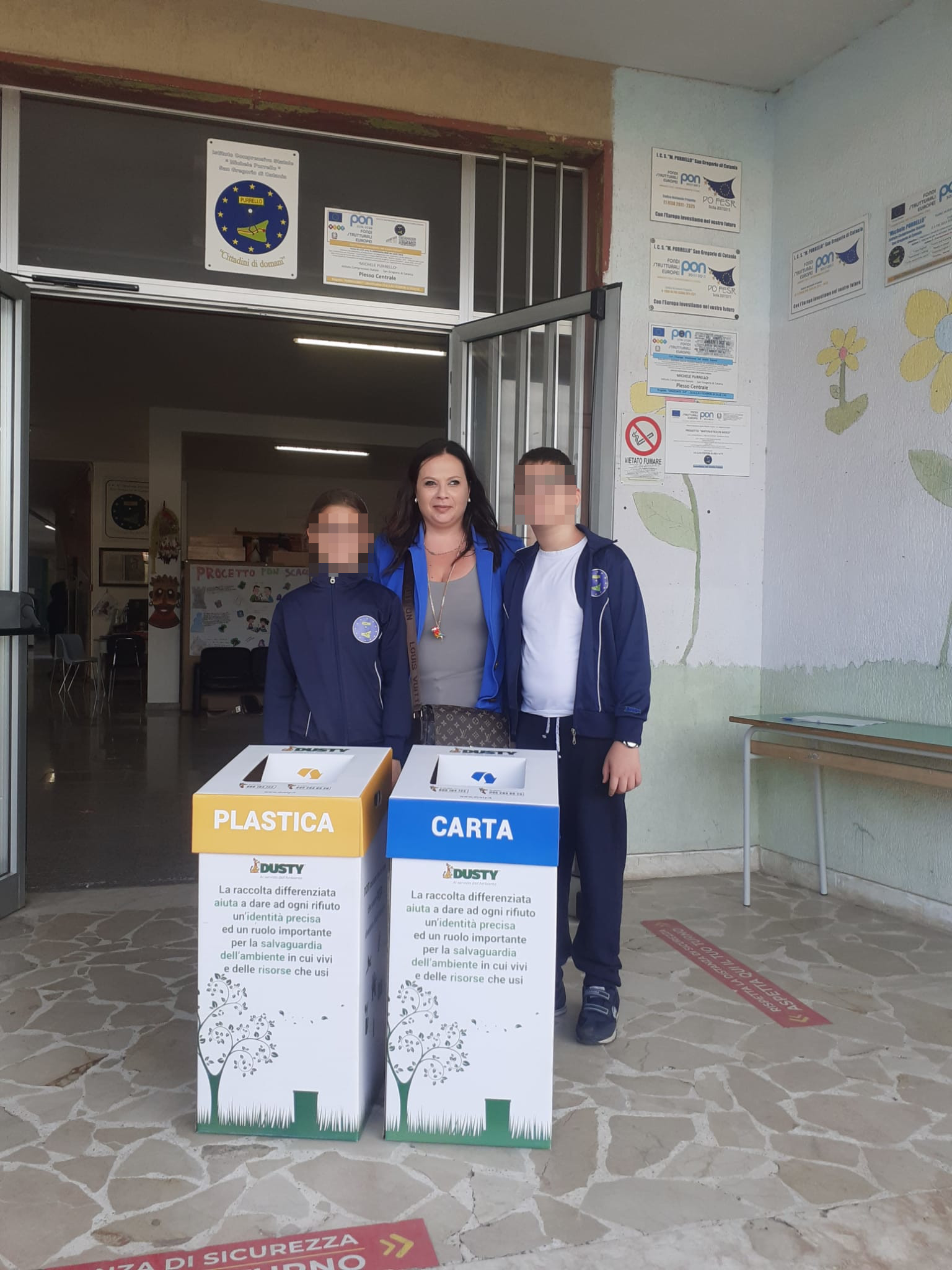 A lavoro o a scuola, è sempre il momento giusto per fare la raccolta differenziata.